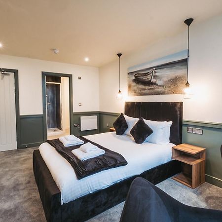 The Royal Bar & Shaker Hotell Morecambe Exteriör bild