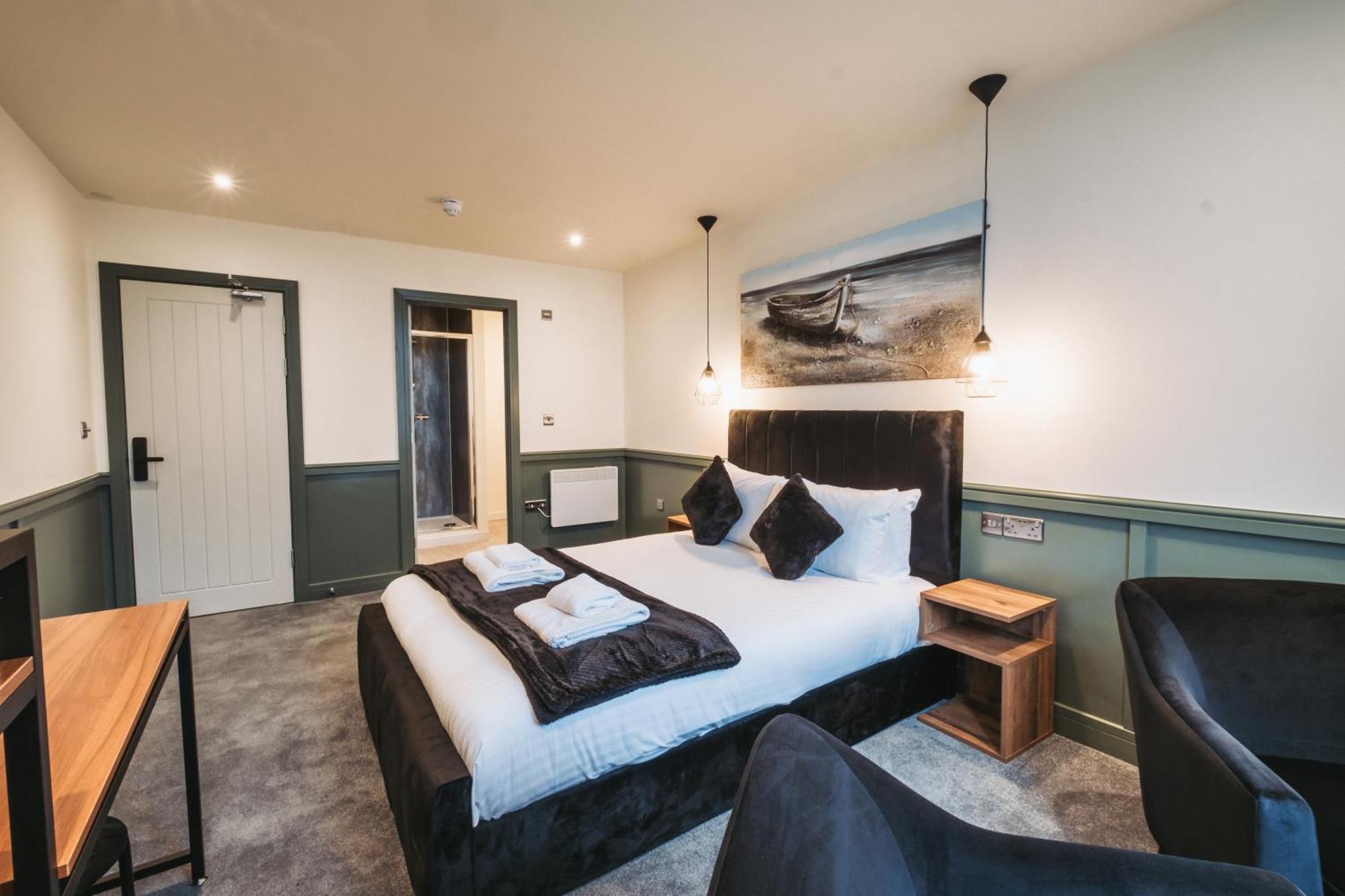 The Royal Bar & Shaker Hotell Morecambe Exteriör bild