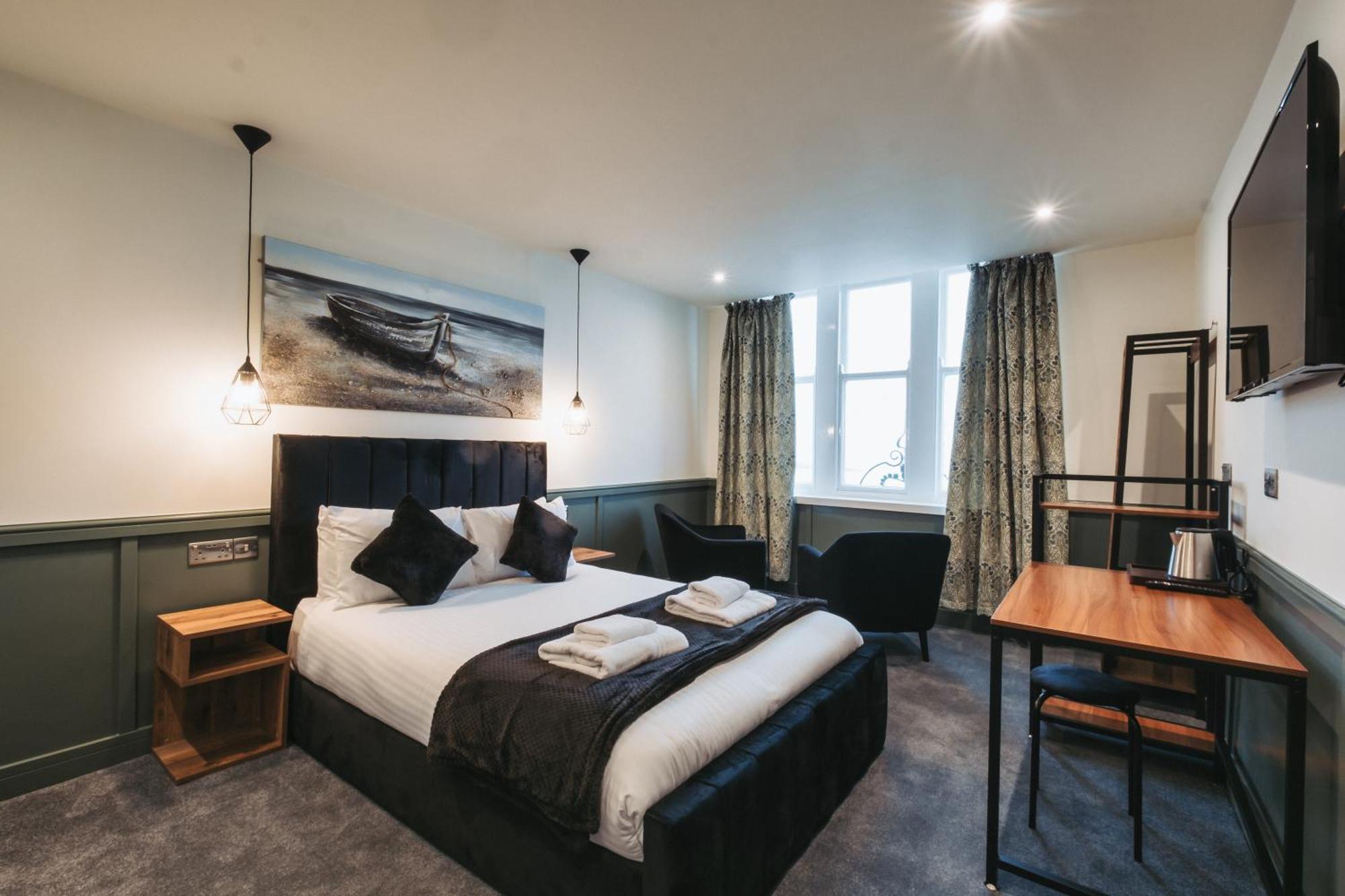 The Royal Bar & Shaker Hotell Morecambe Exteriör bild